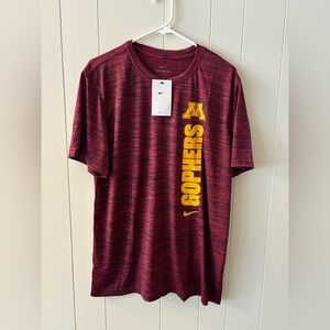NWT Nike Maroon Gophers Men's Short Sleeve Shirt University of Minnesota U of M